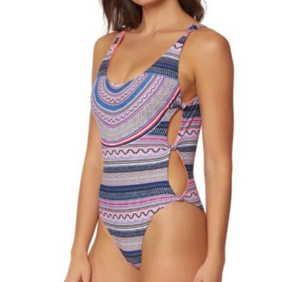 NEW Red Carter Cali Knotted Side 1 Piece Swimsuit Size 10 - Picture 3 of 15